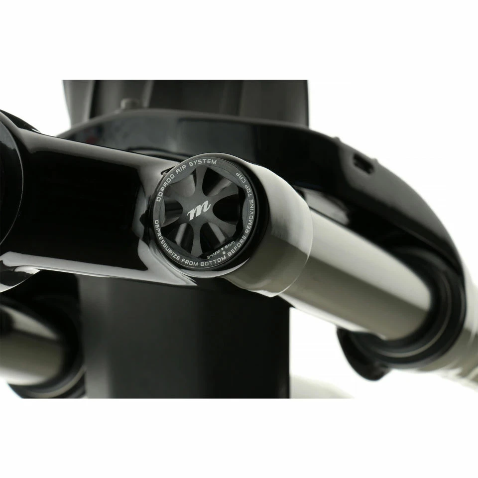 Manitou R7 Expert Suspension Fork 10 Manitou R7 Expert Suspension Fork – Image 10