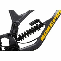 Nukeproof Dissent 297 COMP Alloy Bike (GX DH) -VTT Soldes Magasin Nukeproof Dissent 297 COMP Alloy Bike GX DH 12