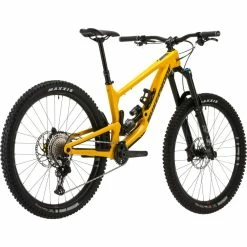 Nukeproof Giga 290 Elite Bike (SLX) 23 Nukeproof Giga 290 Elite Bike (SLX) -VTT Soldes Magasin Nukeproof Giga 290 Elite Bike SLX Yellow 03