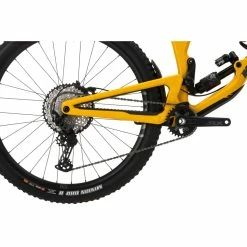 Nukeproof Giga 290 Elite Bike (SLX) 39 Nukeproof Giga 290 Elite Bike (SLX) -VTT Soldes Magasin Nukeproof Giga 290 Elite Bike SLX Yellow 19