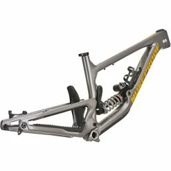 Nukeproof Giga 297 Carbon Mountain Bike Frame (Push Shock) 45 Nukeproof Giga 297 Carbon Mountain Bike Frame (Push Shock) -VTT Soldes Magasin Nukeproof Giga 297 Carbon Mountain Bike Frame Push Shock 2022 Silver 03