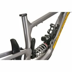Nukeproof Giga 297 Carbon Mountain Bike Frame (Push Shock) 54 Nukeproof Giga 297 Carbon Mountain Bike Frame (Push Shock) -VTT Soldes Magasin Nukeproof Giga 297 Carbon Mountain Bike Frame Push Shock 2022 Silver 12
