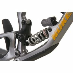 Nukeproof Giga 297 Carbon Mountain Bike Frame (Push Shock) 56 Nukeproof Giga 297 Carbon Mountain Bike Frame (Push Shock) -VTT Soldes Magasin Nukeproof Giga 297 Carbon Mountain Bike Frame Push Shock 2022 Silver 14