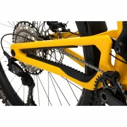 Nukeproof Giga 297 Elite Carbon Bike (SLX) 36 Nukeproof Giga 297 Elite Carbon Bike (SLX) -VTT Soldes Magasin Nukeproof Giga 297 Elite Carbon Bike SLX Yellow 17