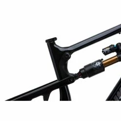 Nukeproof Mega 275 Carbon Frame - Black -VTT Soldes Magasin Nukeproof MEGA 275 CARBON FRAME Black 11