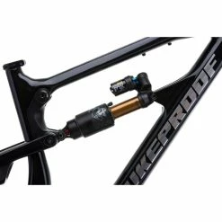Nukeproof Mega 275 Carbon Frame - Black -VTT Soldes Magasin Nukeproof MEGA 275 CARBON FRAME Black 12