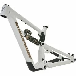 Nukeproof Mega 297 Carbon Frame (EXT Shock) 66 Nukeproof Mega 297 Carbon Frame (EXT Shock) -VTT Soldes Magasin Nukeproof Mega 297 Carbon Frame EXT Shock 2022 White 05