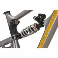 Nukeproof Mega 297 Carbon Mountain Bike Frame (Push Shock) -VTT Soldes Magasin Nukeproof Mega 297 Carbon Mountain Bike Frame Push Shock 2022 Silver 14