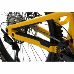 Nukeproof Mega 297 Elite Carbon Bike (SLX) -VTT Soldes Magasin Nukeproof Mega 297 Elite Carbon Bike SLX Yellow 16