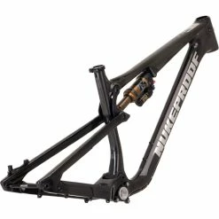 Nukeproof Reactor 275 Carbon Frame - Black 22 Nukeproof Reactor 275 Carbon Frame - Black -VTT Soldes Magasin Nukeproof Reactor 275 Carbon Mountain Bike Frame Black 03