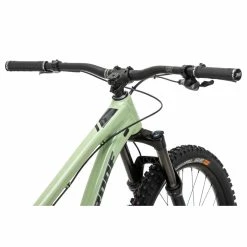 Nukeproof Scout 275 Race Alloy Mountain Bike (Deore10) 24 Nukeproof Scout 275 Race Alloy Mountain Bike (Deore10) -VTT Soldes Magasin Nukeproof Scout 275 Race Alloy Bike Deore10 2022 Artichoke Green 08
