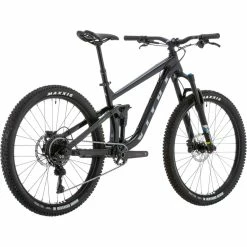 Vitus Mythique 27 VR Mountain Bike -VTT Soldes Magasin Vitus Mythique 27 VR Mountain Bike 2023 Black 03