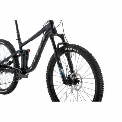 Vitus Mythique 27 VR Mountain Bike -VTT Soldes Magasin Vitus Mythique 27 VR Mountain Bike 2023 Black 13