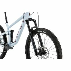 Vitus Mythique 27 VRS Mountain Bike -VTT Soldes Magasin Vitus Mythique 27 VRS Mountain Bike 2023 Oryx Grey 13
