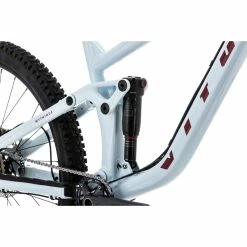 Vitus Mythique 27 VRS Mountain Bike -VTT Soldes Magasin Vitus Mythique 27 VRS Mountain Bike 2023 Oryx Grey 17